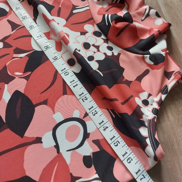 Floral Dress - Picture 3 of 5